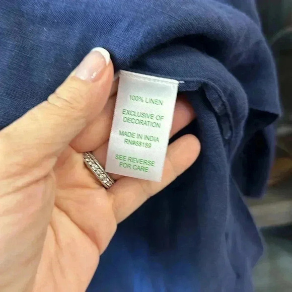 Lilly Pulitzer Amelia Island Linen Tunic with beading navy EUC Size XS - Picture 6 of 6